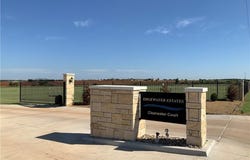1809 Clearwater Court, Kingfisher, OK 73750