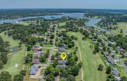 310 Navajo Trail, Gainesville, TX 76240