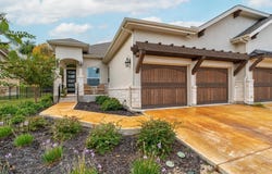 115 Beneteau Dr, Austin, TX 78738