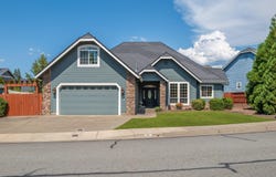 126 SW Whispering Drive, Grants Pass, OR 97527