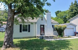 955 Poplar St, Alcoa, TN 37701