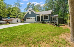 3439 Hollywood Drive, Holland, MI 49424