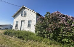 198 Bangor Road, Ellsworth, ME 04605
