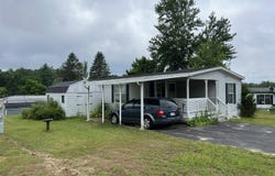 290 Calef Highway, Epping, NH 03042