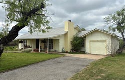408 S Porter Street, Lampasas, TX 76550