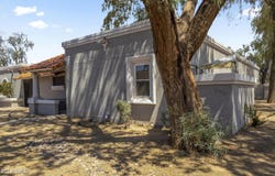 9020 W HIGHLAND Avenue, Phoenix, AZ 85037