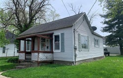 602 E Washington Avenue, Greenville, IL 62246