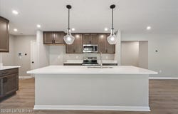 68 Hearthstone Ln, Radcliff, KY 40160