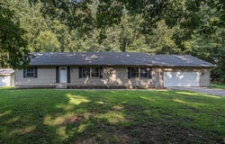 72 Royal Road, Springfield, MI 49037