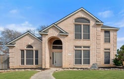 1724 Newcastle Drive, Mansfield, TX 76063
