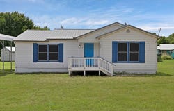309 Spring Valley Circle, Azle, TX 76020