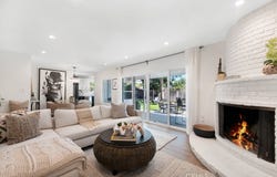 20548 Stagg Street, Winnetka, CA 91306