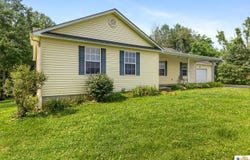 1527 French Valley Road, Russell Springs, KY 42642