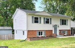 406 W MAPLE AVENUE, STERLING, VA 20164