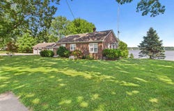 3370 Mississippi River Rd, Keokuk, IA 52632