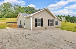 8040 Walt Way, Corryton, TN 37721