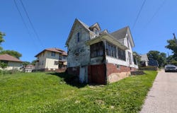306 E 6th St, Atlantic, IA 50022