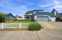233 Belfiore Lane, Windsor, CA 95492