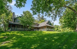 2 E Pleasant Lake Road, North Oaks, MN 55127