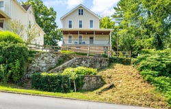 710 PARK AVENUE, BRUNSWICK, MD 21716