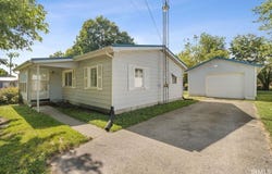 303 W Sycamore Street, Silver Lake, IN 46982