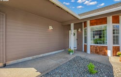 575 NE CADEN Ct, Estacada, OR 97023