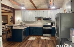 1333 MAIN Avenue, Clinton, IA 52732