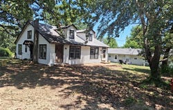 241 Cartall Street, St James, MO 65559
