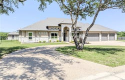 4013 Turning Leaf Drive, Nolanville, TX 76559