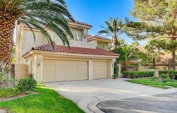 8051 Castle Pines Avenue, Las Vegas, NV 89113