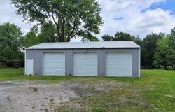 3614 S Hotze Road, Salem, IL 62881