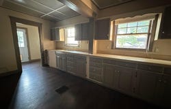 1904 S HARRISON Street, Amarillo, TX 79109-2621