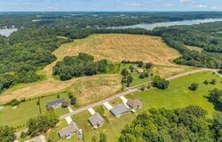 1 Snake Road, Athens, AL 35611