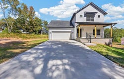 2277 Sharon Ave, Cookeville, TN 38501
