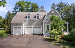 21 Jeffrey Drive, York, ME 03909