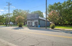 202 E North Main Street, Littleton, NC 27850
