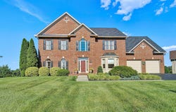 2120 River Oaks Dr, Salem, VA 24153