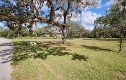 4028 Oak Haven Drive, Labelle, FL 33935