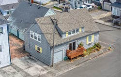 480 S COLUMBIA St, Seaside, OR 97138