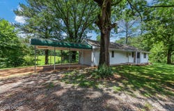 6495 TN-100, Henderson, TN 38340