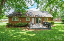 360 S Brady Avenue, Newton, NC 28658