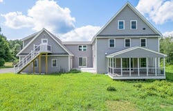 22 Rideout Rd, Hollis, NH 03049