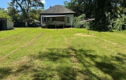 303 Keith Street, Mount Vernon, TX 75457