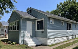 7411 Jackson Avenue, Hammond, IN 46324
