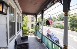 132 S MAIN STREET, LAMBERTVILLE, NJ 08530
