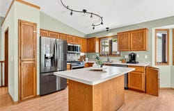 6601 88th Avenue N, Brooklyn Park, MN 55445