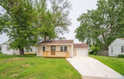 400 E 22nd Street S, Newton, IA 50208