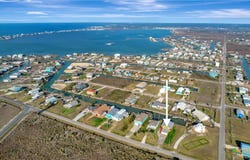 105 Copano Cove Road, Rockport, TX 78382