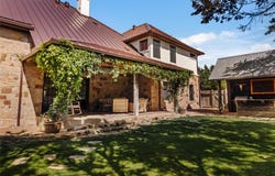 201 N Canyonwood DR, Dripping Springs, TX 78620