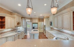 5111 Sycamore Hills Drive, College Station, TX 77845